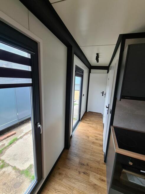 Domek z płyty warstwowej, Pawilon Handlowy - MOBILE LOFT