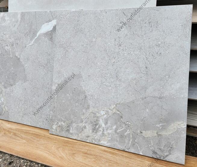 Płytki gresowe szare 60x60 gat.1 Erazio gris kamień