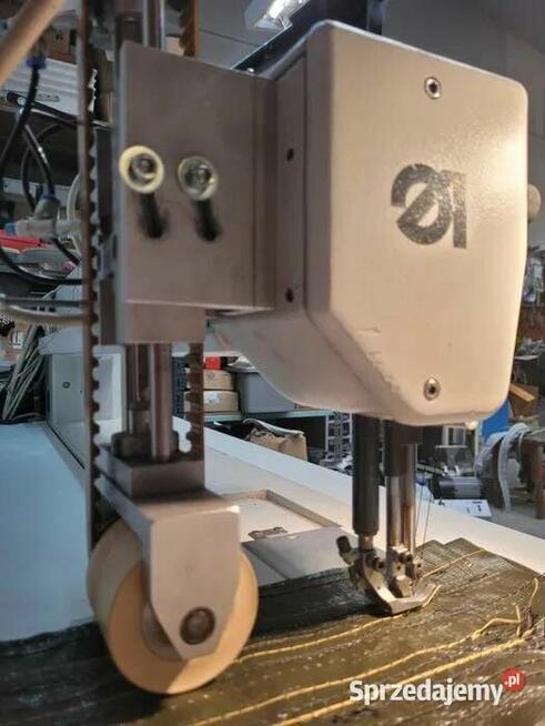 Stebnówka długoramienna z pulerem Durkopp Adler 767-100