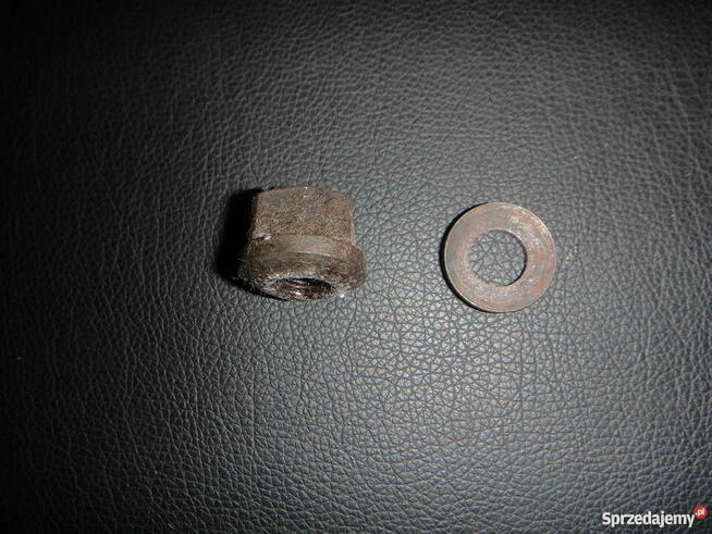 Nakrętka M12 kwadratowa + podkładka