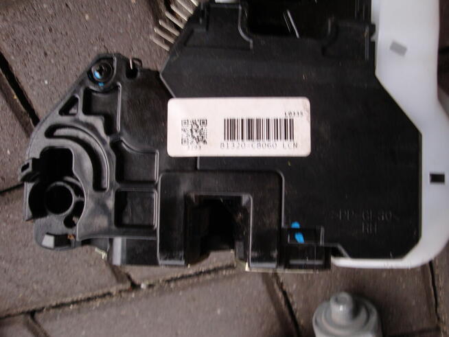 hyundai i 20 II części drzwi prawy przód i tył 14-20 r.