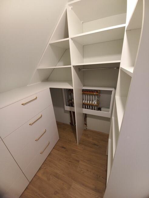 Meble na wymiar/ składanie i montaż mebli z paczek