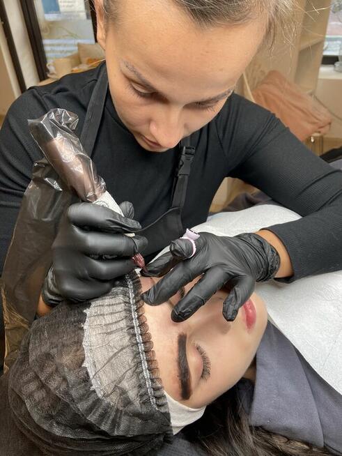 Kurs makijażu permanentnego od podstaw Katowice
