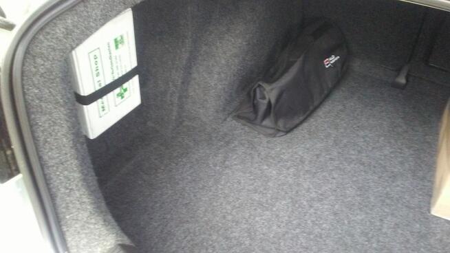 VW JETTA 1.9 TDI -2009 - najbogatsza wersja UNITED - zadbany