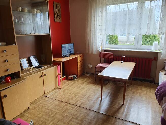 Sprzedam dom z budynkami gospodarczymi