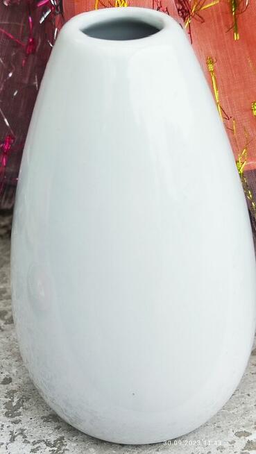 Wyprzedamy starą kamionko-plastykę i inne...