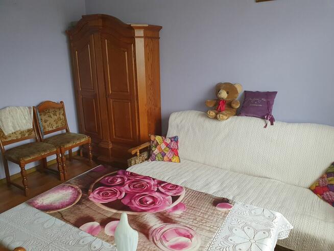 Sprzedam dom z budynkami gospodarczymi