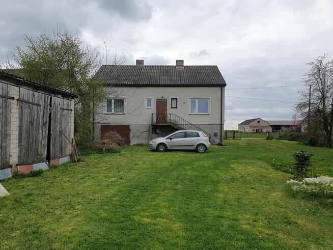 Sprzedam dom z budynkami gospodarczymi