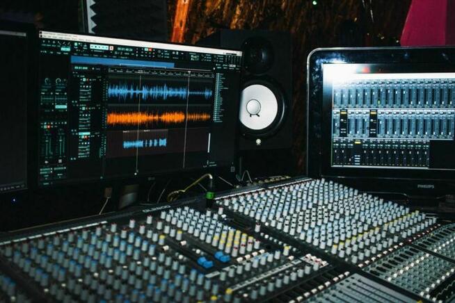 Muzyka, piosenki bez opłat/zaiks/praw autorskich