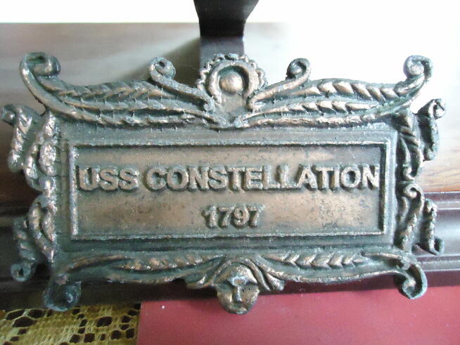 Oryginalny drewniany model żaglowieca US Constellation 1798