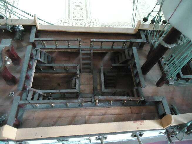 Oryginalny drewniany model żaglowieca US Constellation 1798