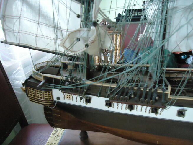 Oryginalny drewniany model żaglowieca US Constellation 1798