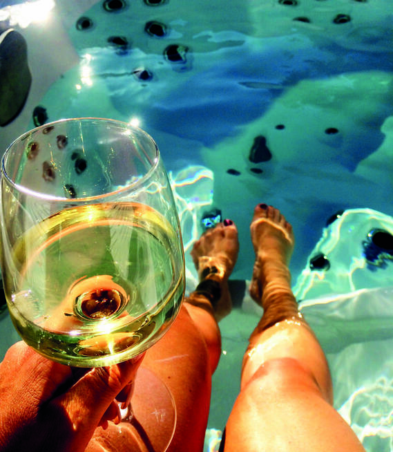 Ogrodowe jacuzzi całoroczne VISKAN TROLLO 5 os., 26 dysz