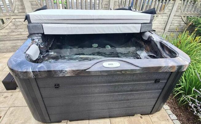 Ogrodowe jacuzzi całoroczne VISKAN TROLLO 5 os., 26 dysz