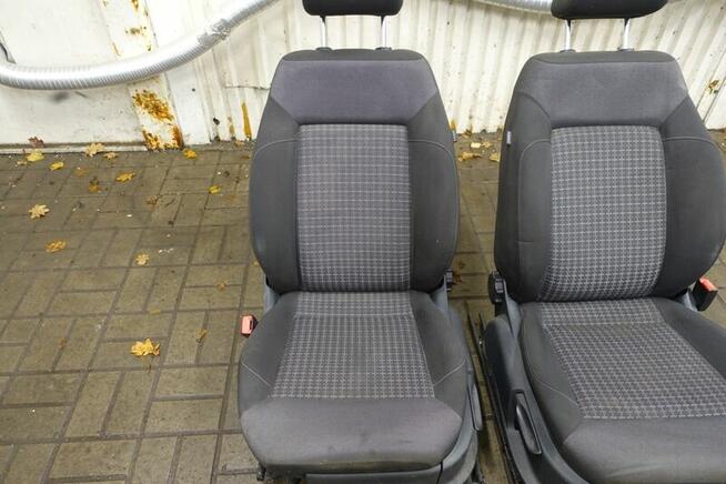 Fotele volkswagen Polo 6r