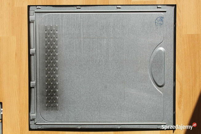 Obudowa komputera ATX + zasilacz, napęd DVD