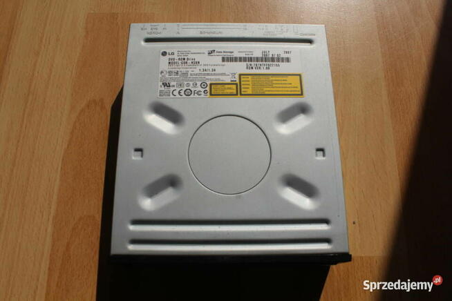 Obudowa komputera ATX + zasilacz, napęd DVD