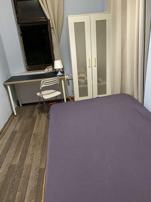 Room for rent 1 June