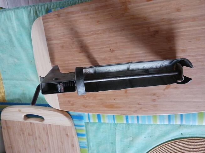 Pistolet do silikonu wysyłka gratis !!!