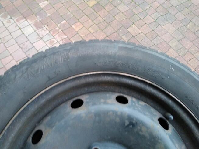 koła ( felgi stalowe) z oponami zimowymi Riken 205/60 R16