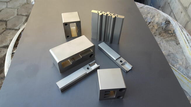 OBRÓBKA ELEKTROEROZYJNA WEDM |Wykrojniki, tłoczniki, Stemple