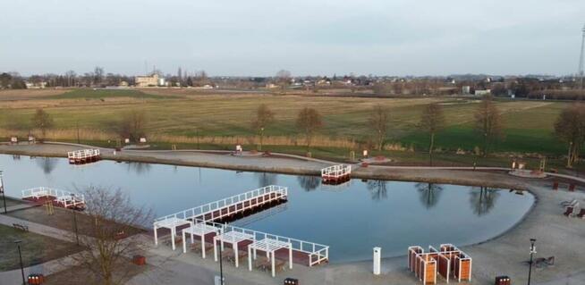 Pomosty drewniane stałe na palach wbijanych w dno producent