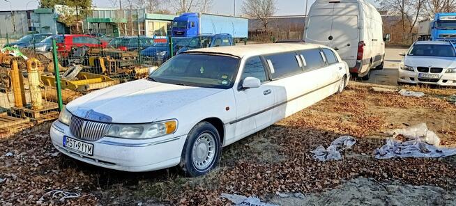 Sprzedam-zamienie Lincoln town Car 4,6 9 m Limuzyna