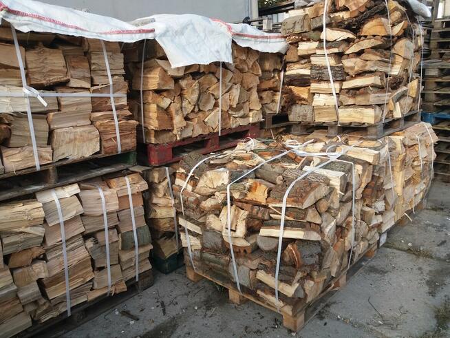 Drzewo Suche Kominkowe Opał Brzoza Buk Grab Jesion Akacja