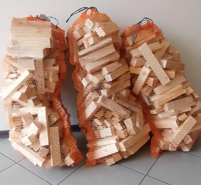 Drewno rozpałkowe workowane