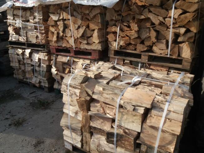 Drzewo Suche Kominkowe Opał Brzoza Buk Grab Jesion Akacja