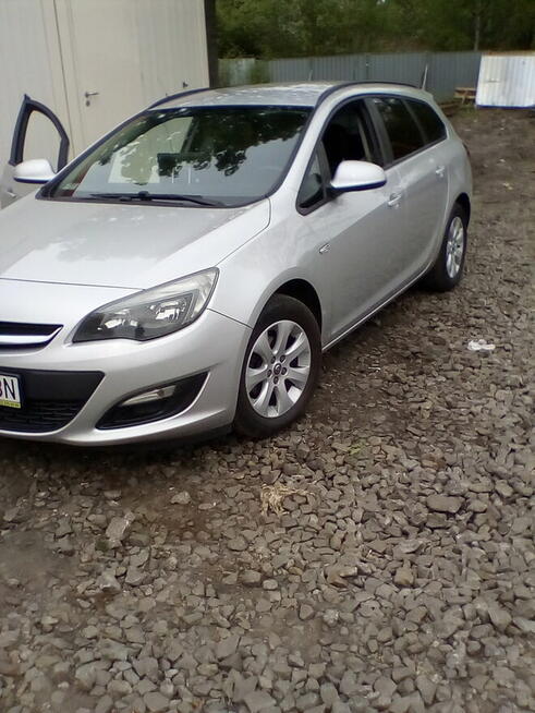 Sprzedam zamienie opla astra 1,4bg 140k 2015r