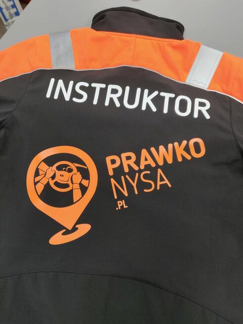 ODZIEŻ Z NADRUKIEM DLA TWOJEJ FIRMY!