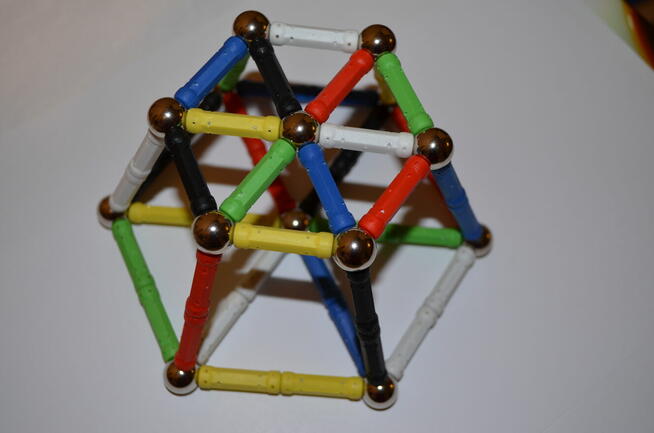 Zabawki klocki magnetyczne tęcza 150El. magnesy nedodymowe