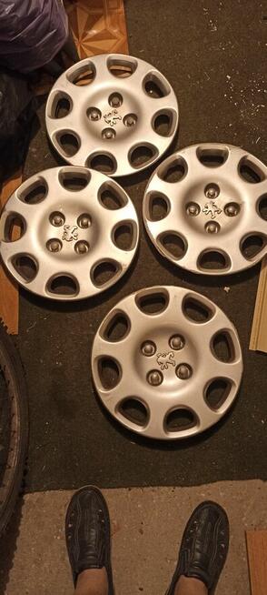 Sprzedam oryginalne kołpaki do Peugeota 14