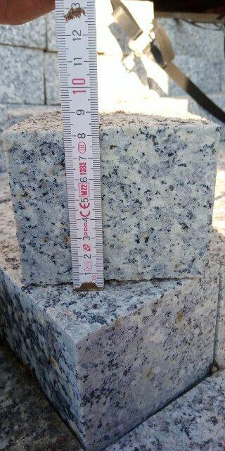 sprzedam kostkę granitową