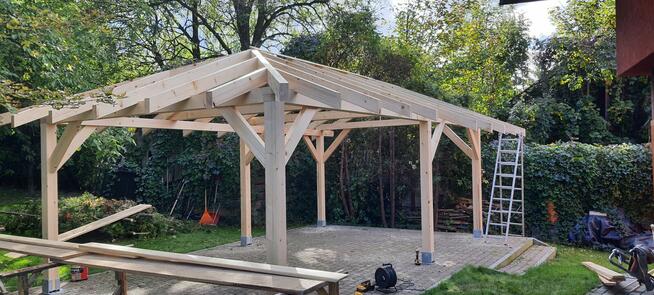 Konstrukcje drewniane altany wiaty pergole garaże