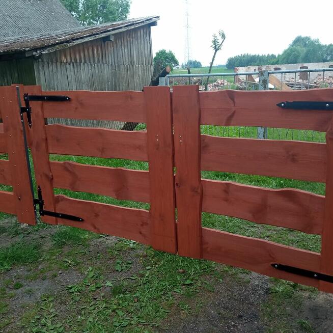 Drewniane ogrodzenie typu RANCZO