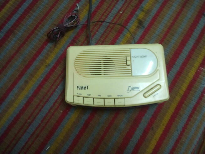 radio z DDR lata 80 , 0,3 kg