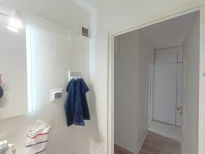 Wynajmę 3 pokojowe mieszkanie, balkon, Metro