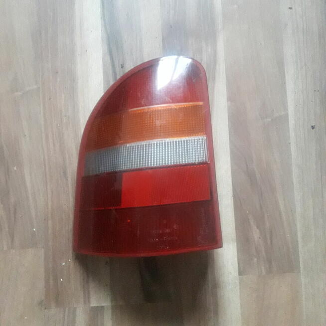 Lampa tylna kierowcy Ford Mondeo Mk1 Mk2 Combi