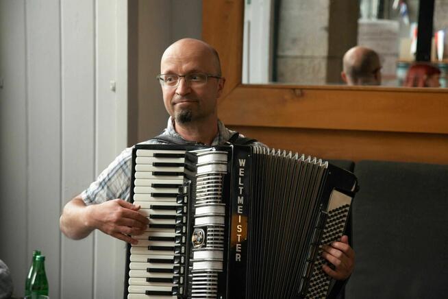 Wigilie, kolędy - oprawa muzyczna - akordeonista Kraków