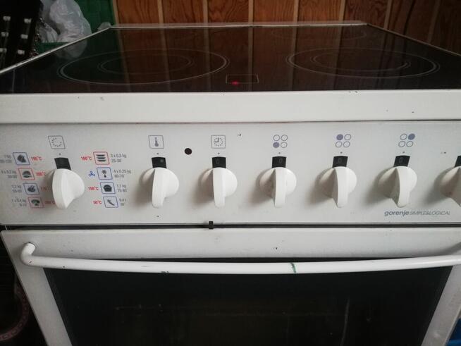 Kuchnia z płytą ceramiczną