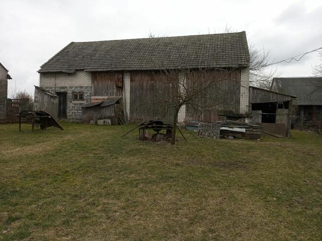 Sprzedam dom wraz z działką i budynkami gospodarczymi
