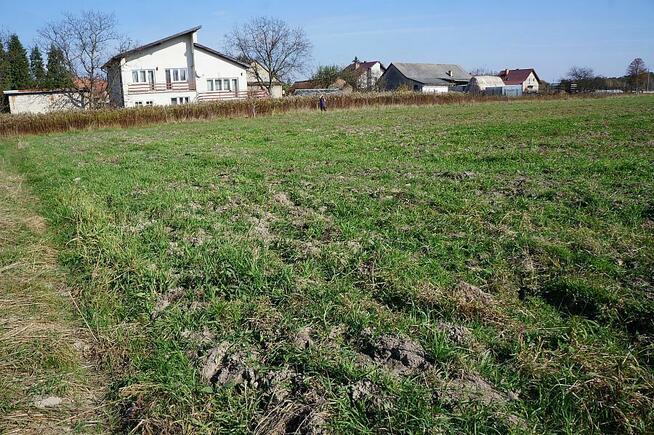 Działka budowlana 12,5 ar w Woli Rzędzińskiej