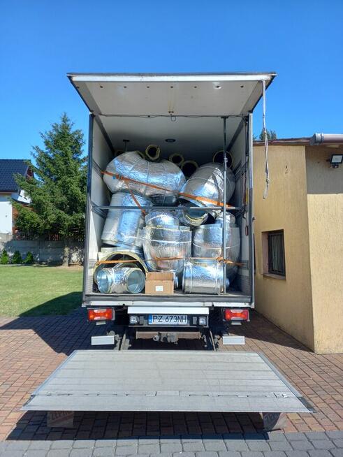 Bus z windą Swarzędz – transport palet, maszyn, towarów