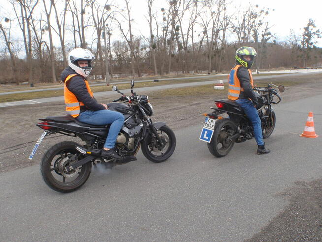 Nauka jazdy, kursy, szkolenia.