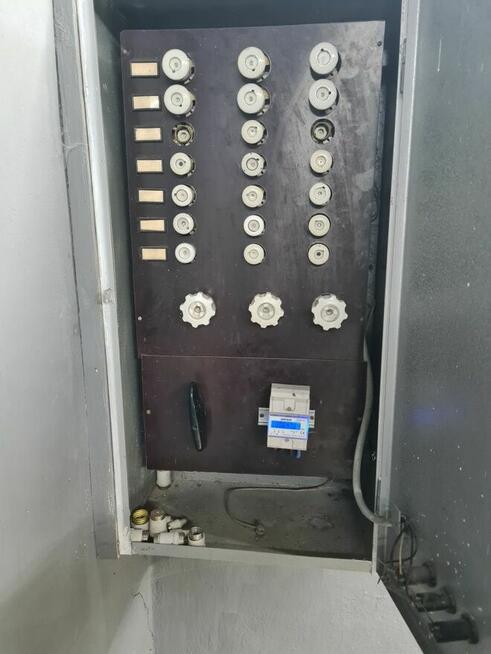 Duży garaż pod produkcję, usługi, handel, magazyn, itp.