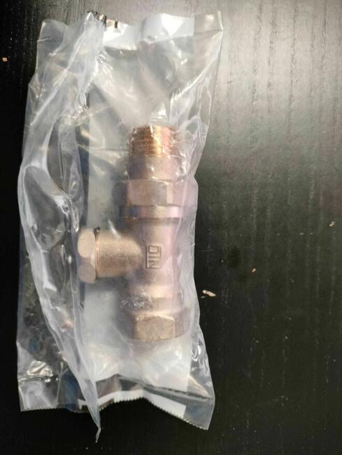 Zawór odcinający prosty Danfoss 15 RLV-S