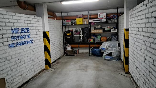 Sprzedam miejsce postojowe w garażu podziemnym