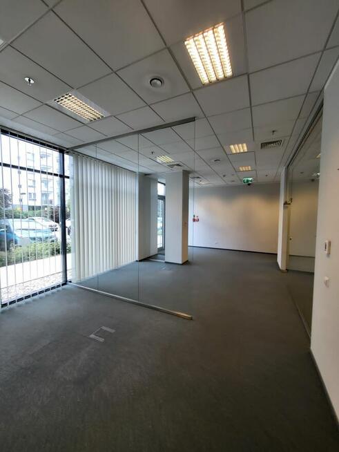 Wykończone biuro 74m2 w Warszawie